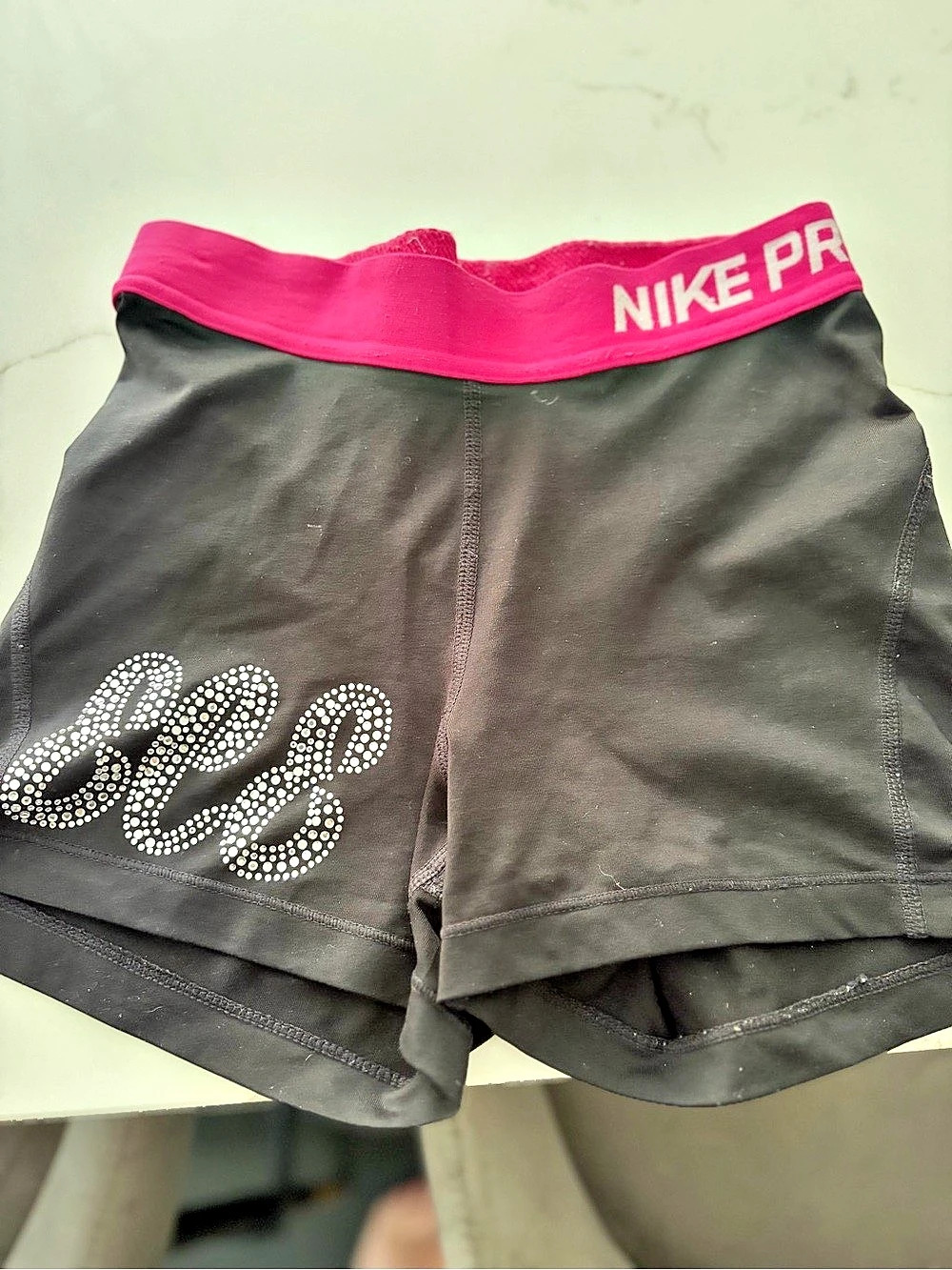 Nike Athletic Shorts in Black & Pink East Celebrity Elite size xsmall